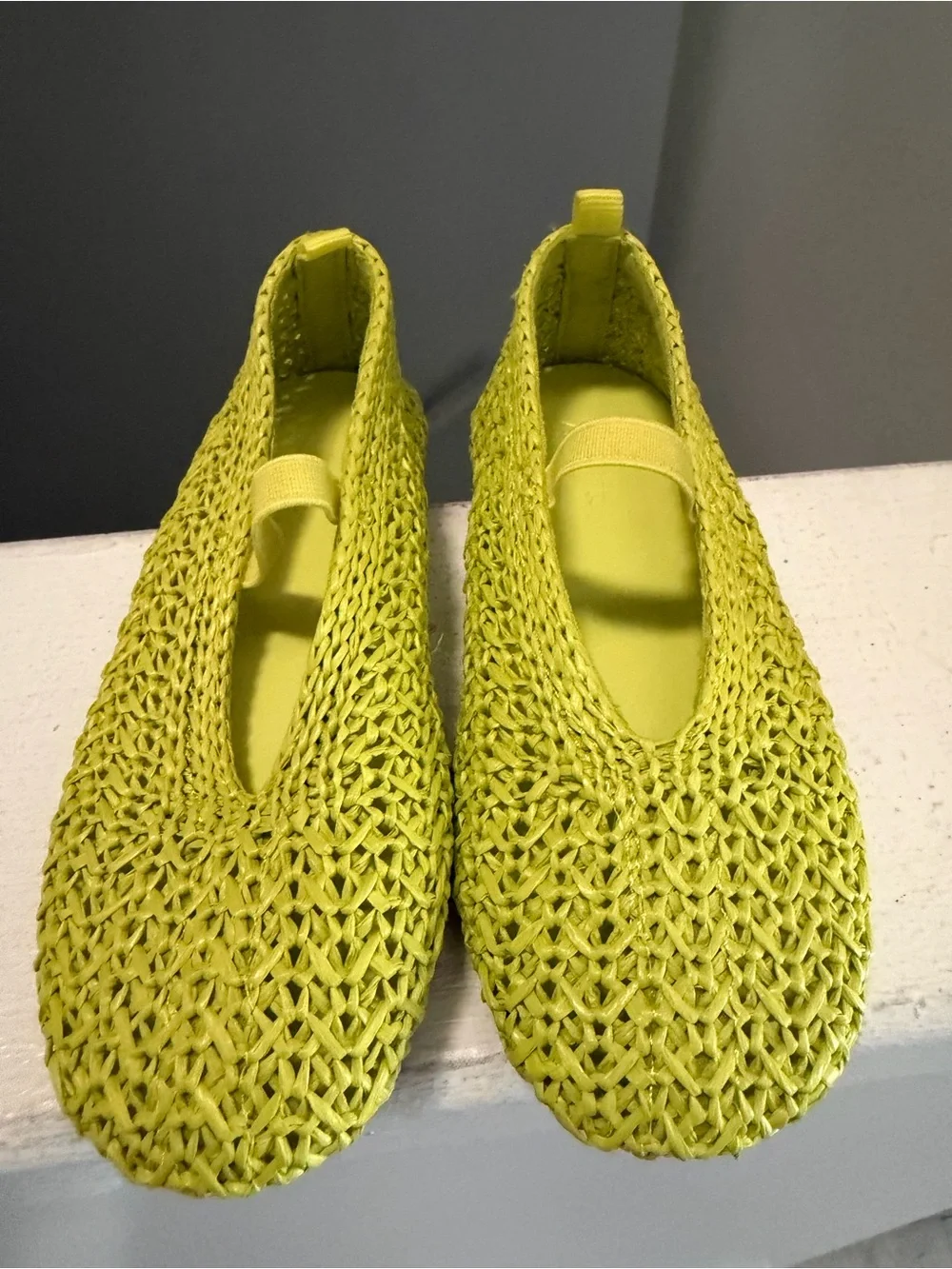 Zara Kids Neon Yellow Woven Mary Jane Sandals